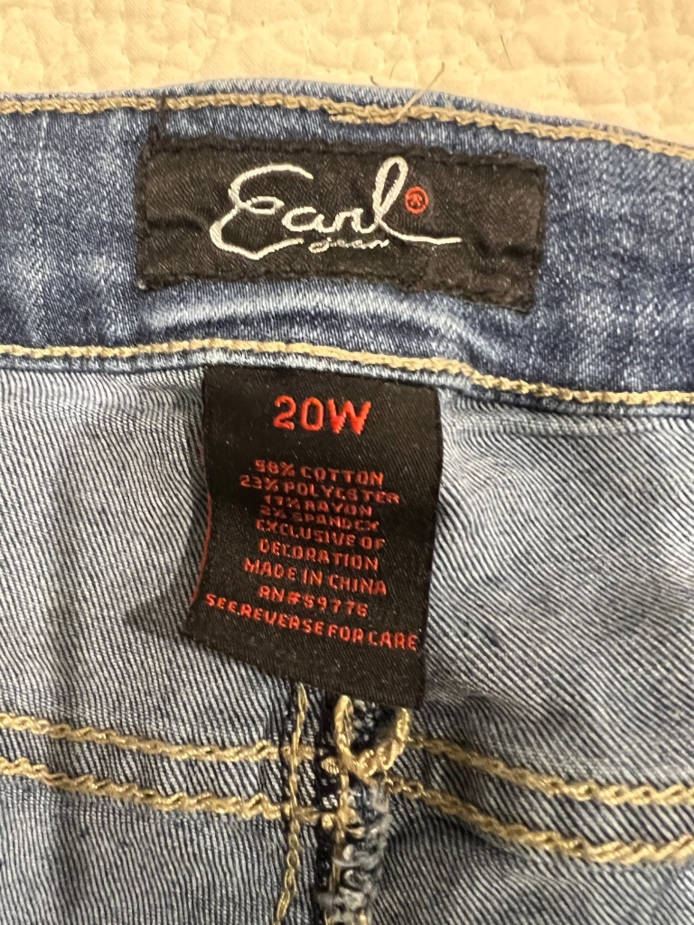 Earl EUC Ankle Cuffed Jeans - Picture 5 of 14